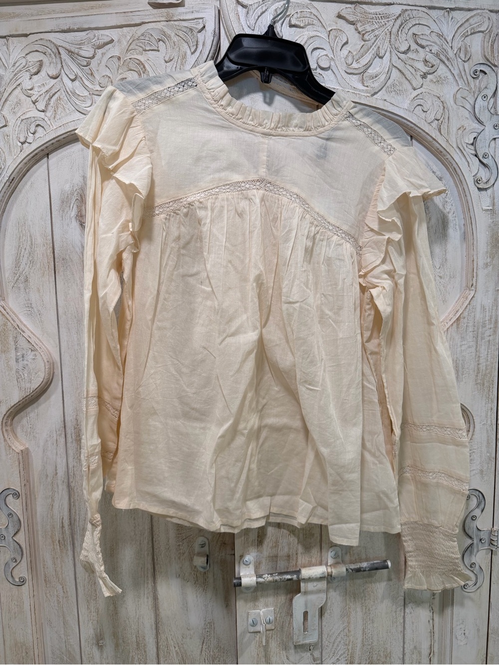 Jessica Simpson Cream Ruffle Lace-Trim Long Sleeve Blouse